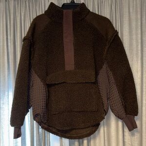 Urban Outfitters BDG Quarter Velcro Sherpa